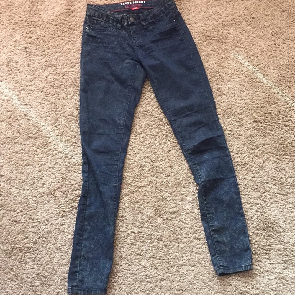 Skinny jeans